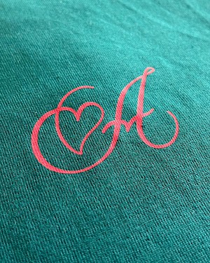 Letters vol liefde - T-shirt (oversized model)